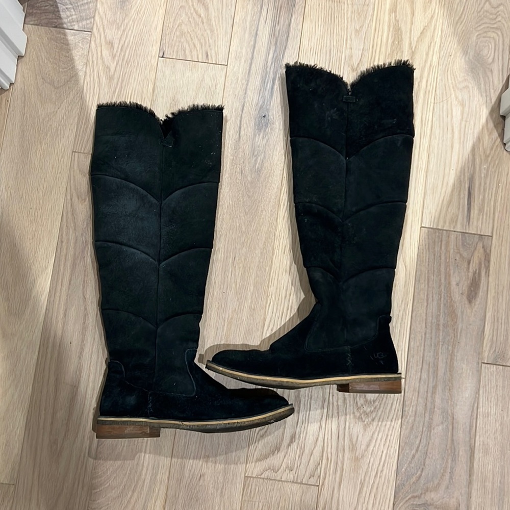 COPY - Knee high black fur UGG boots